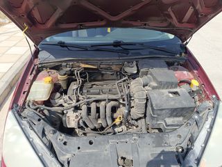 Ford Focus 2002-thumb-12