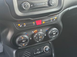 Jeep Renegade 2015 LIMITED-thumb-16