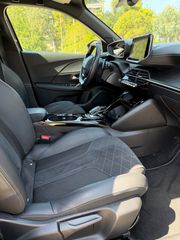 Peugeot 2008 2020 GT-thumb-9