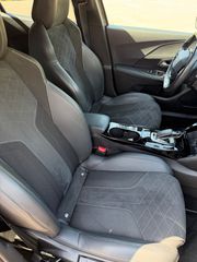 Peugeot 2008 2020 GT-thumb-10
