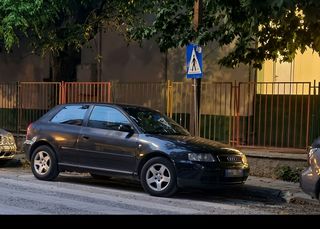 Audi A3 1999-thumb-5