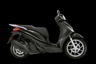Piaggio Medley 200 2026 s-thumb-3