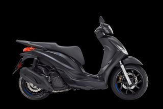 Piaggio Medley 200 2026 s-thumb-1