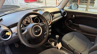 Mini ONE 2010-thumb-10