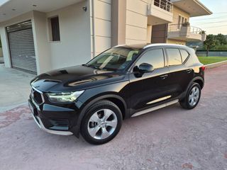 Volvo XC40 2018 1.5 Momentum