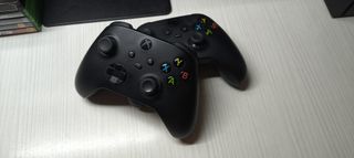 xbox series X + εγγύηση+ περιφεριακα-thumb-3