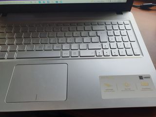 Laptop Asus-thumb-1