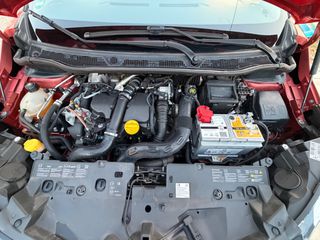 Renault Captur 2016 dCi-thumb-27