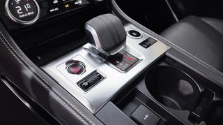 Jaguar F-Pace 2022 P400e PLUG-IN AWD R-DYNAMIC SE PANORAMA/AUTOBESIKOS-thumb-47