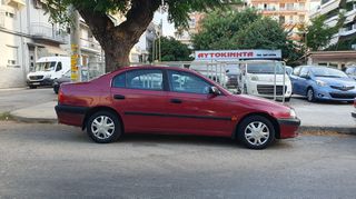 Toyota Avensis 2000