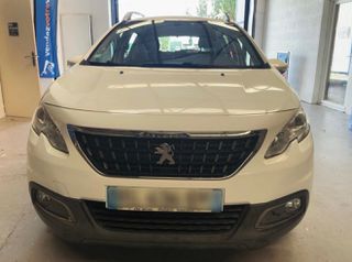 Peugeot 2008 2017 1.2 Active-thumb-1