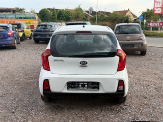 Kia Picanto 2016-thumb-5