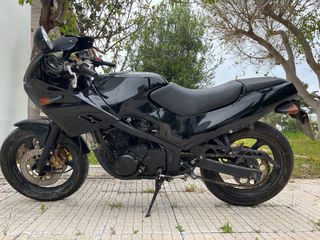 Suzuki GSX 250R 1999 Gsxr-thumb-1