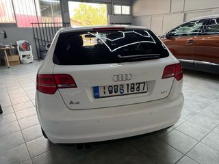 Audi A3 2010-thumb-4