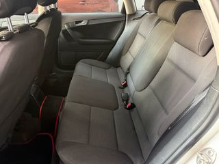 Audi A3 2010-thumb-9