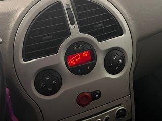 Renault Modus 2005-thumb-8