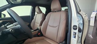 Lexus LBX 2026 Elegant FWD Edition Full Hybrid-thumb-5