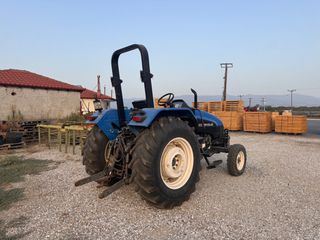 Τρακτέρ New Holland 2003-thumb-4
