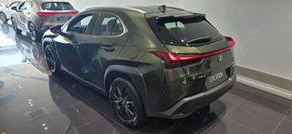 Lexus UX 2026 300h Dynamic FWD Edtition Full Hybrid-thumb-2
