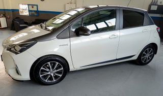 Toyota Yaris 2019 HYBRID "20 YEARS" LED!!-thumb-5