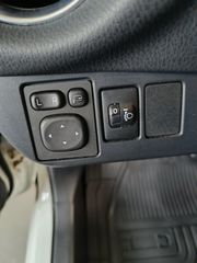 Toyota Yaris 2019 HYBRID "20 YEARS" LED!!-thumb-8