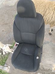 toyota ayris corola-thumb-3