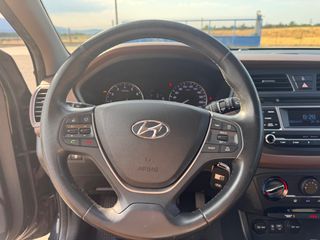 Hyundai i 20 2016-thumb-11