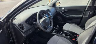 Hyundai i 20 2016-thumb-10