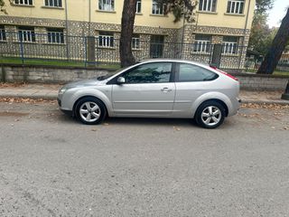 Ford Focus 2006-thumb-6