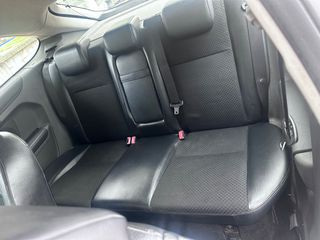 Ford Focus 2006-thumb-10