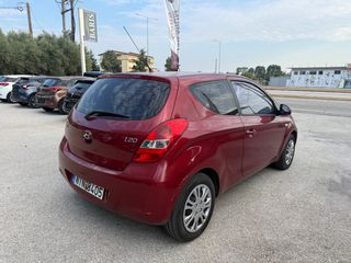 Hyundai i 30 2010-thumb-4
