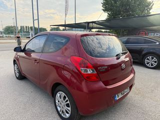 Hyundai i 30 2010-thumb-6