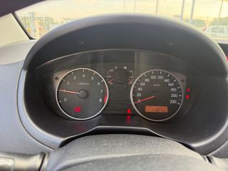 Hyundai i 30 2010-thumb-13