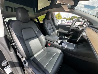 Tesla Model Y 2022 PERFOMANCE *Ελληνικής αντιπροσωπείας-thumb-8
