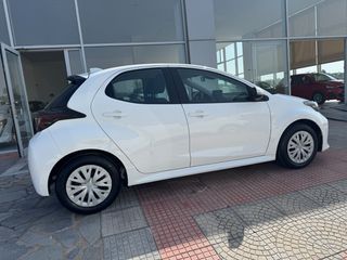 Toyota Yaris 2022 *ΕΛΛΗΝΙΚΗΣ ΑΝΤ. *HYBRID * CARPLAY * SERVICE TOYOTA * ΤΕΛΗ 0-thumb-3