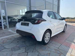 Toyota Yaris 2022 *ΕΛΛΗΝΙΚΗΣ ΑΝΤ. *HYBRID * CARPLAY * SERVICE TOYOTA * ΤΕΛΗ 0-thumb-4