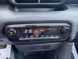 Toyota Yaris 2022 *ΕΛΛΗΝΙΚΗΣ ΑΝΤ. *HYBRID * CARPLAY * SERVICE TOYOTA * ΤΕΛΗ 0-thumb-16