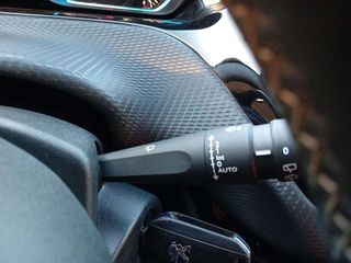 Peugeot 2008 2016 1199cc 110hp-ΜΕ ΓΡΑΜΜΑΤΙΑ ΜΕΤΑΞΥ ΜΑΣ!!-thumb-17