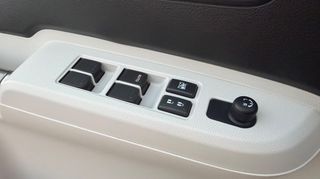 Suzuki Ignis 2018 1.2 GLX HYBRID-thumb-33