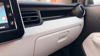 Suzuki Ignis 2018 1.2 GLX HYBRID-thumb-34