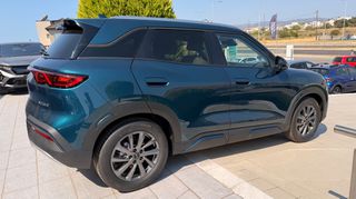 BYD ATTO 2 2026 DM-i Boost Plug-In Hybrid Compact SUV-thumb-5