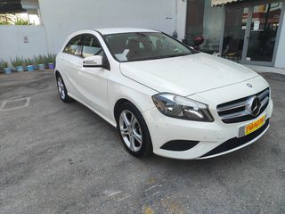 Mercedes-Benz C 180 2014-thumb-3