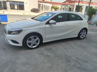 Mercedes-Benz C 180 2014-thumb-6