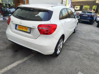 Mercedes-Benz C 180 2014-thumb-13