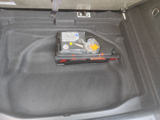 Mercedes-Benz C 180 2014-thumb-17