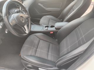 Mercedes-Benz C 180 2014-thumb-20