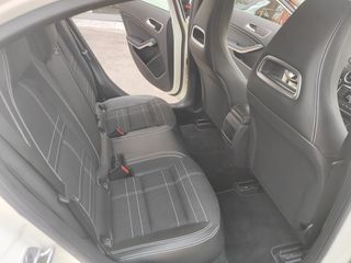 Mercedes-Benz C 180 2014-thumb-25