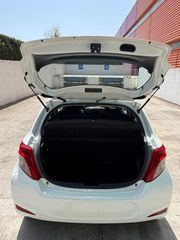 Toyota Yaris 2012-thumb-6
