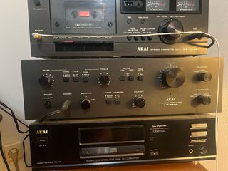 AKAI 2400 ενισχυτής