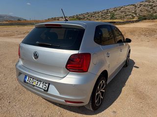 Volkswagen Polo 2014-thumb-4